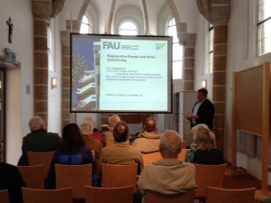Arlt in Forchheim Arlt bei seinem Vortrag in Forchheim